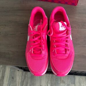 Hot pink Nike air max shoes!